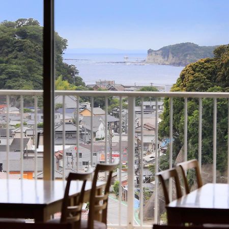 Katsuura Hilltop Hotel & Residence Exteriör bild